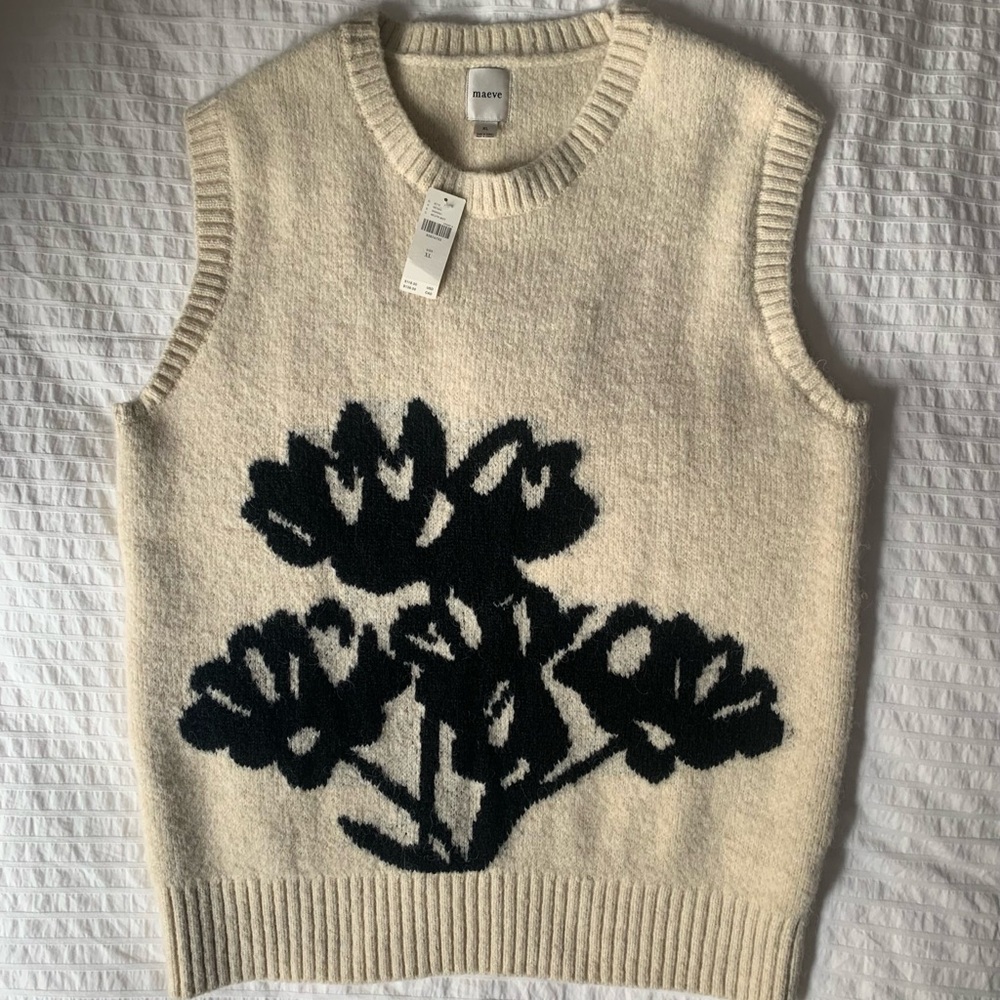 Anthropologie Cream and Black Floral Sweater Vest
